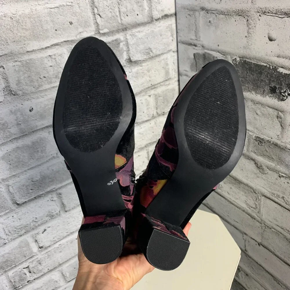 Steve Madden Velvet Floral Pointed Toe Block Heel Whimsigoth Ankle Boots - Picture 7 of 11